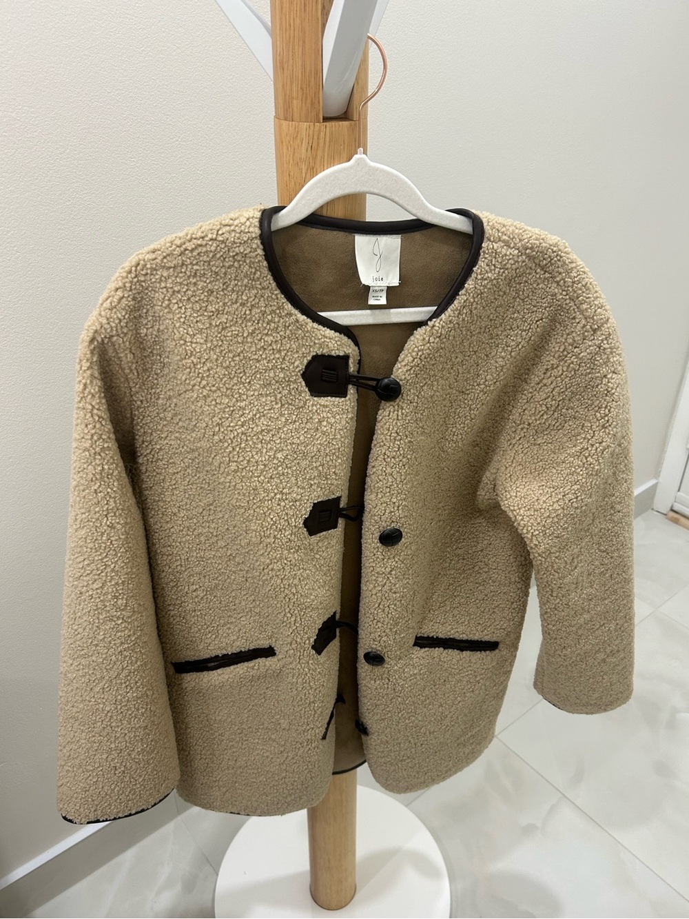 Sherpa Coat with Dark Trim